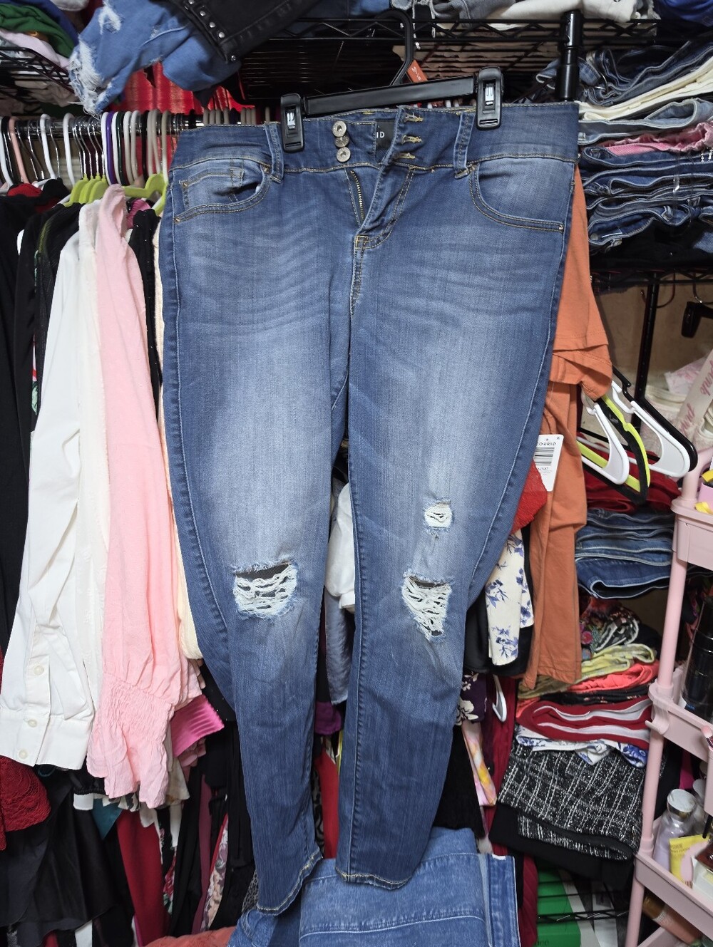 Torrid Distressed Skinny Jeans 14